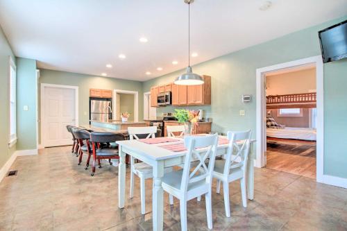 Gallery image of Comfy Ludlow Apartment about 3 Mi to Okemo Resort in Ludlow