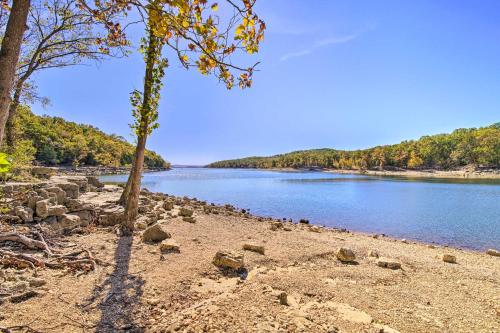 Luxurious Branson Condo with Gorgeous Views! – Photos 2
