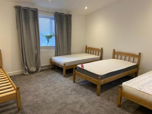Postel nebo postele na pokoji v ubytování Shirehampton