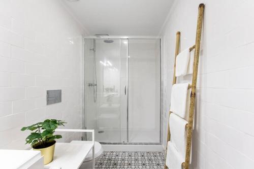 Et badeværelse på São Bento Premium Loft - With Air Conditioning