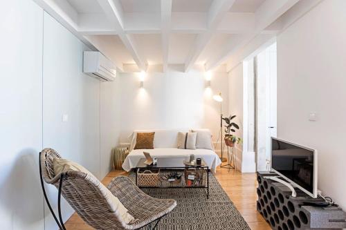 O Aleph, irresistible duplex apt. w/AC and balcony