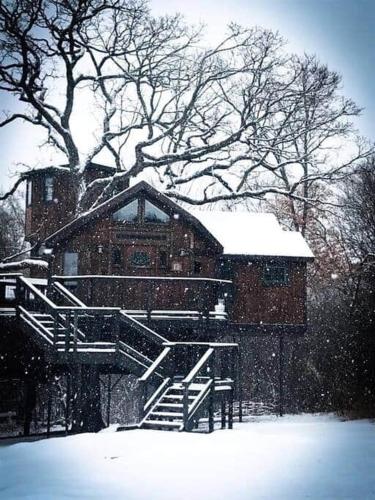 Treehouse Farm Lodging LLC – Photos 3