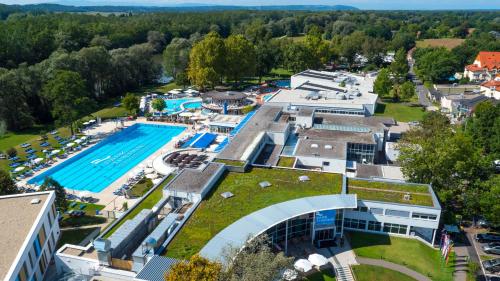 The swimming pool at or close to ALTSTADT-APARTMENTS Bad Radkersburg - Ihr Zuhause auf Reisen