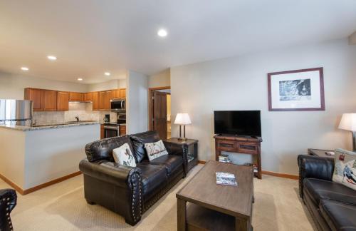 Zephyr Mountain Lodge Value-Rated 2508 – Photos 3