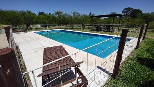 Swimmingpoolen hos eller tæt på Altos del Campo