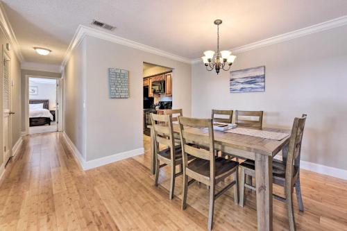 Φωτογραφία από το άλμπουμ του St Simons Island Condo Getaway 2 Mi to Beach σε Jewtown