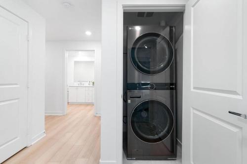 Stylish 3-bd Apt with parking – Photos 4