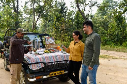 Clientes alojados en Kanha Jungle Camp