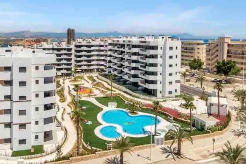 NEW GROUNDFLOOR APT. ARENALES DEL SOL