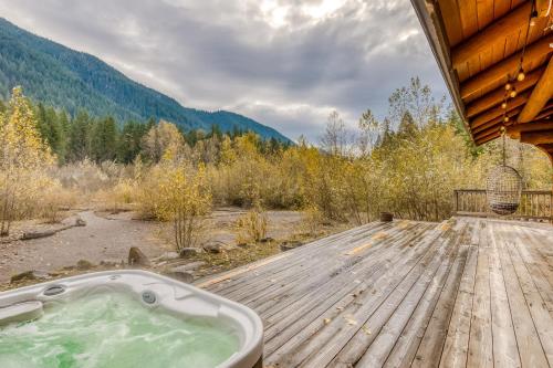 Sandy River Relaxation – Photos 3