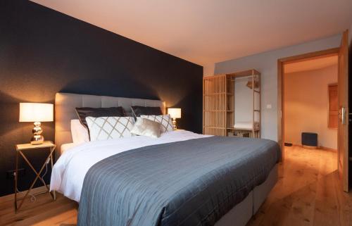 The Blue Ice Apartment - GRINDELHOMES photo 2