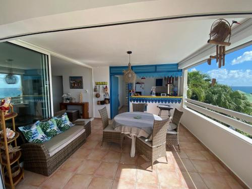 Les Floralies Gwada - 4- Superbe vue mer 180 -cuve à Eau