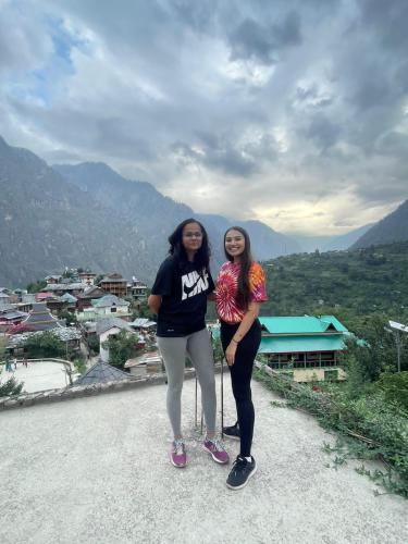Imagen de la galería de High Spirits Homestay and Cafe, Matuera Village, Parvati Valley, en Jari