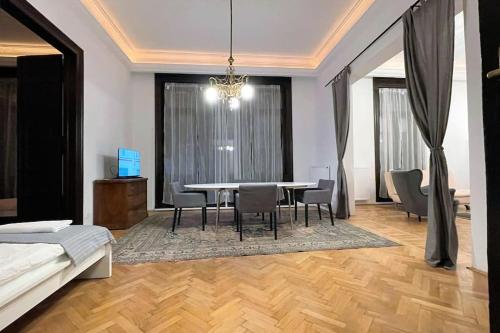 NEW, 195 sqm, Full Center of Budapest
