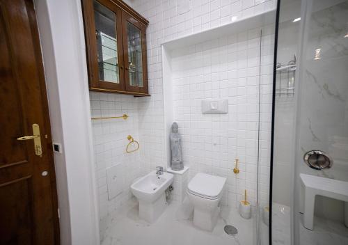 Vesuvius Luxury Home