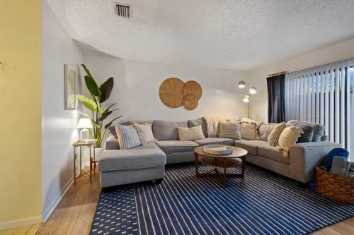Coastal Boho Beach Home – Photos 2