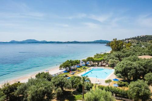 Gallery image of Pebbles and sea at Barbati with shared pool in Barbati