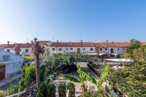 Apartments with WiFi Rovinj - 2243