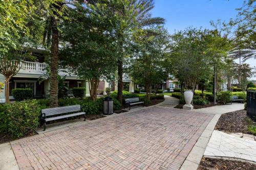MINUTES FROM DISNEY 3bed 3bath Poolside at LUXURIOUS RESORT photo 60