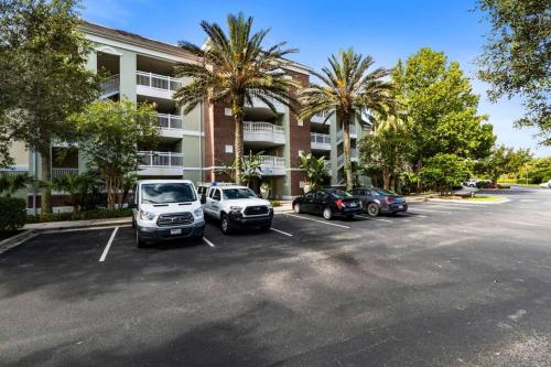 MINUTES FROM DISNEY 3bed 3bath Poolside at LUXURIOUS RESORT photo 61