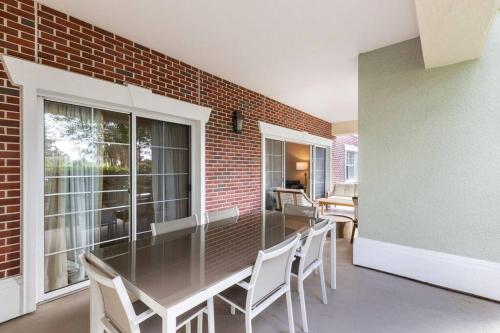 MINUTES FROM DISNEY 3bed 3bath Poolside at LUXURIOUS RESORT photo 41