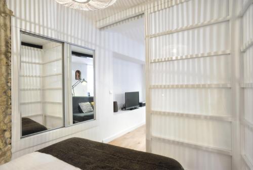 BmyGuest - Castelo Charming Flat