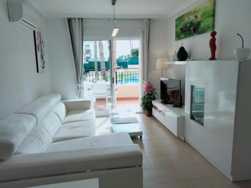 Lovely apartment with pool view