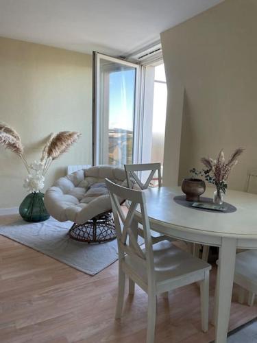 Posedenie v ubytovaní Appart Cosy 2 chambres