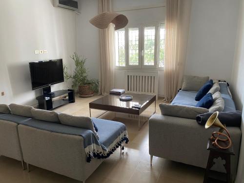 The Perfect Spot: 150m from the beach