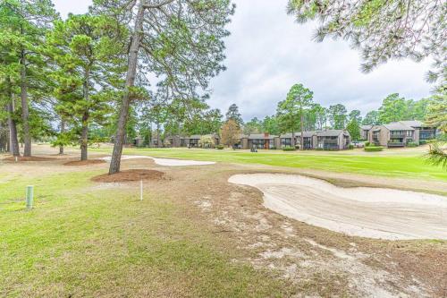 Galería fotográfica de Caddy Shack on the 5 en Pinehurst