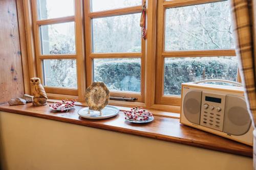 ボルトン・アビーにあるSTATION COTTAGE - Unique Accommodation with River Flowing through Gardenのギャラリーの写真