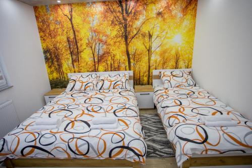 Ένα ή περισσότερα κρεβάτια σε δωμάτιο στο Lux Apartment jacuzzi - Mermer Brkić
