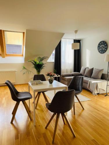 VIC Apartment