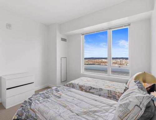 Spacious apartment with water view – Photos 5