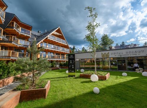 Κήπος έξω από το VisitZakopane - Royal Resort Wellness & SPA