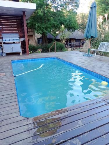 Πισίνα στο ή κοντά στο Goodnight Guest Lodge