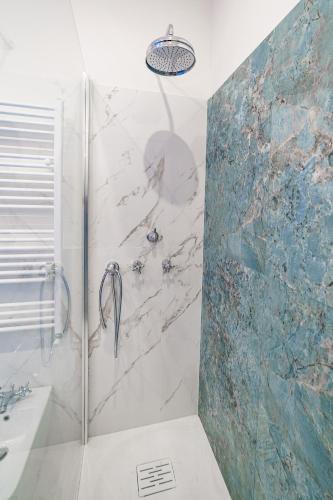 Romana Suites