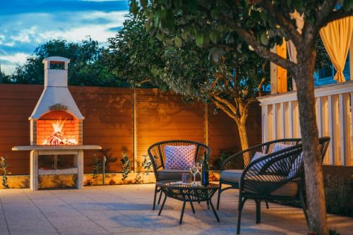 Holiday house Stella with Pool & Jacuzzi – Photos 4