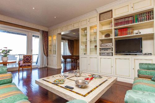 Aurelia Montana Luxury by Rental in Rome