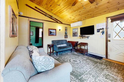 155 Town Hall Road – Photos 4