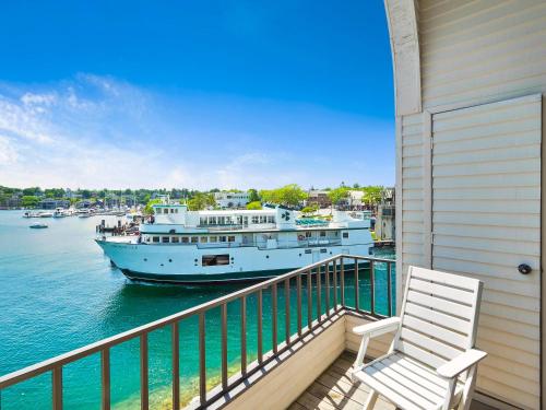 118B Edgewater Inn – Photos 4
