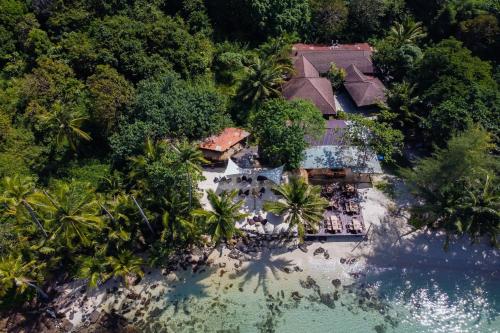 an aerial view of a resort on a tropical island at Siam Beach Resort Koh Kood in Ko Kood