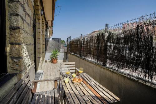 Alquiler piso con terraza para parejas o familias