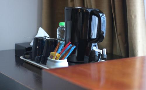 Kavos ir arbatos ruošimo rinkinys apgyvendinimo įstaigoje Metrostar Hotel Kuala Lumpur
