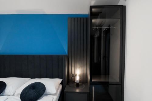 Postel nebo postele na pokoji v ubytování Boutique Suites Joyce Medulin with free parking