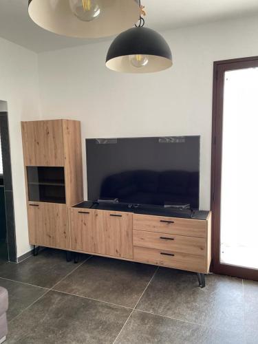 Mazzara's House – Photos 2