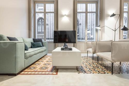Modern luxe apartment in the historic city center by REMS