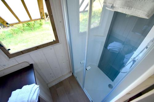 Koupelna v ubytování Glamping Terre & Mer