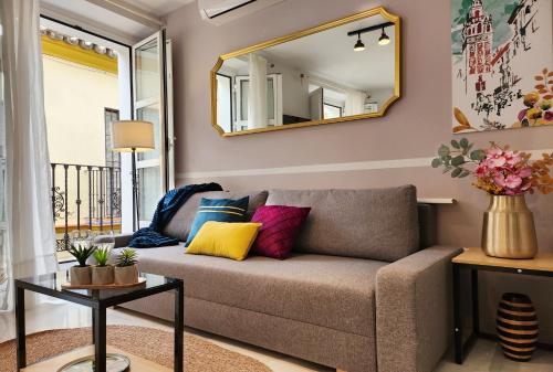 Posezení v ubytování Lovely Center Apartments Seville - Balcony Lux Sol