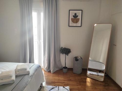 Kép Sleek & Sunny Athenian Penthouse 5min from metro szállásáról Athénban a galériában